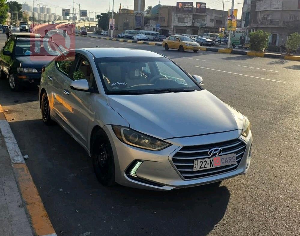 هیوندای ئەلەنترا